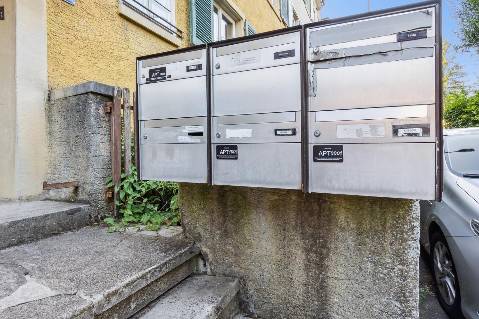 Homey Comfort In Oerlikon Zurich Luaran gambar